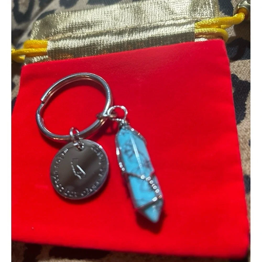 NEW Miles‎ Apart Close At Heart State Keychain w/ Healing Crystal, California